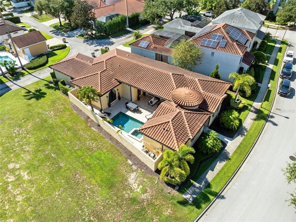 Active With Contract: $1,089,000 (4 beds, 3 baths, 3088 Square Feet)