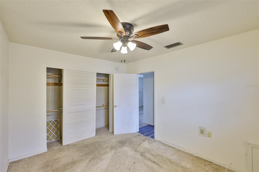 Под контрактом: $95,000 (1 спален, 1 ванн, 630 Квадратных фут)