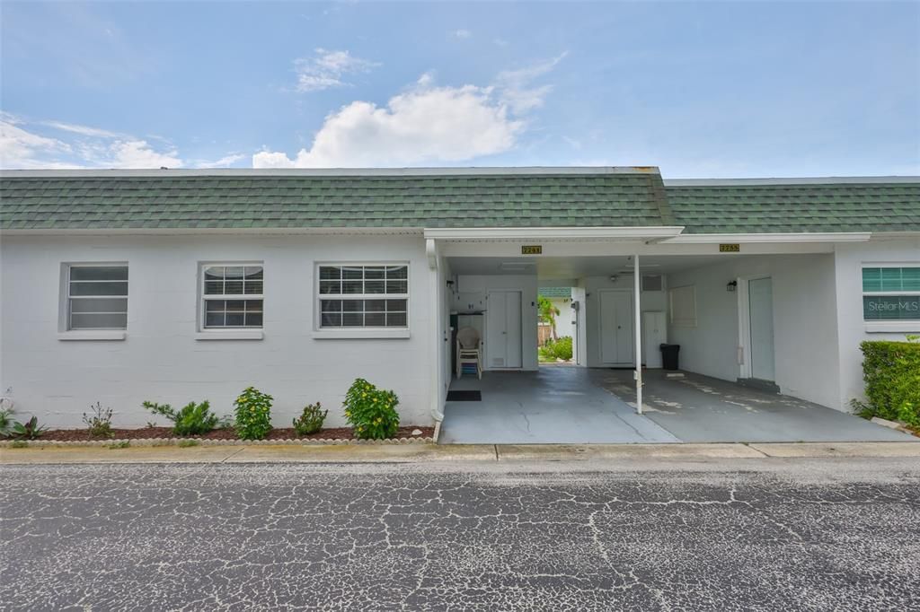 Под контрактом: $95,000 (1 спален, 1 ванн, 630 Квадратных фут)