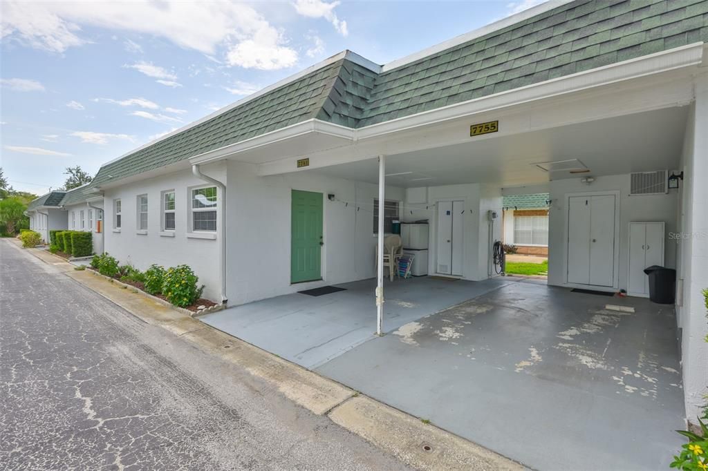 Под контрактом: $95,000 (1 спален, 1 ванн, 630 Квадратных фут)