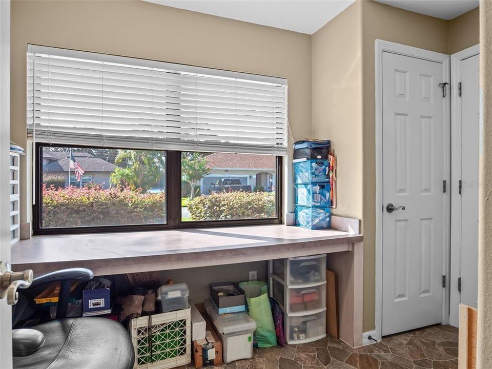 En Venta: $419,900 (3 camas, 2 baños, 2684 Pies cuadrados)