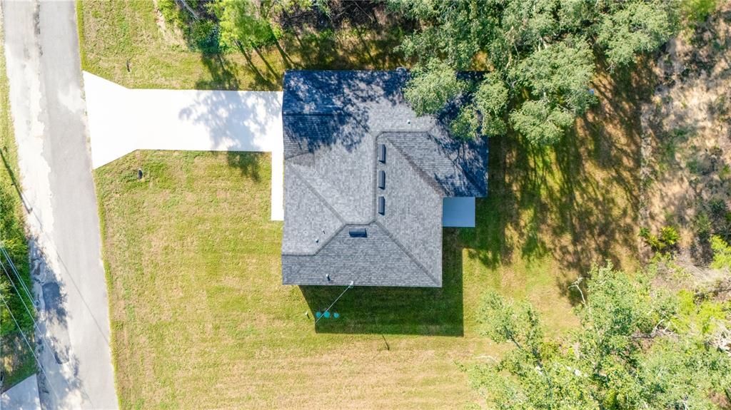 For Sale: $310,000 (4 beds, 2 baths, 1672 Square Feet)