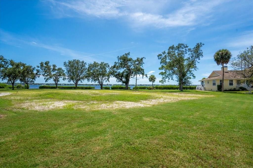 For Sale: $1,500,000 (0.48 acres)