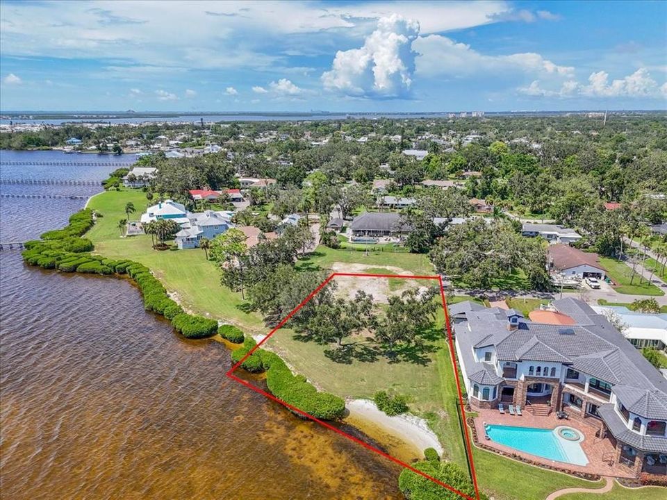 For Sale: $1,500,000 (0.48 acres)