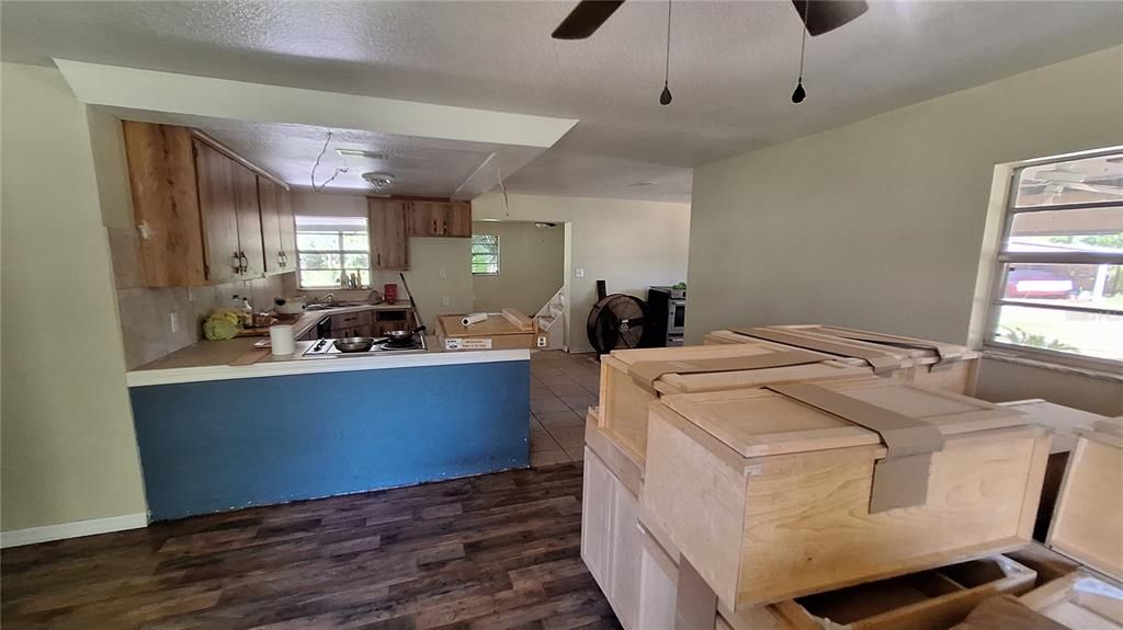 En Venta: $315,000 (5 camas, 3 baños, 2497 Pies cuadrados)