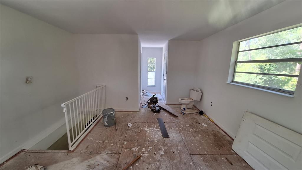 En Venta: $315,000 (5 camas, 3 baños, 2497 Pies cuadrados)