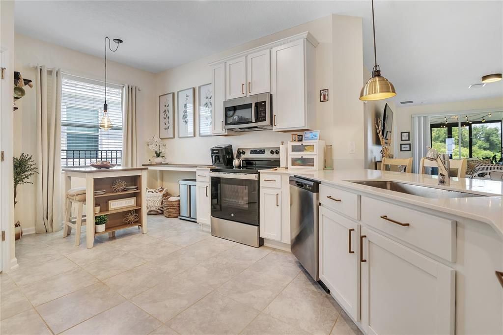 Active With Contract: $495,000 (4 beds, 3 baths, 2109 Square Feet)