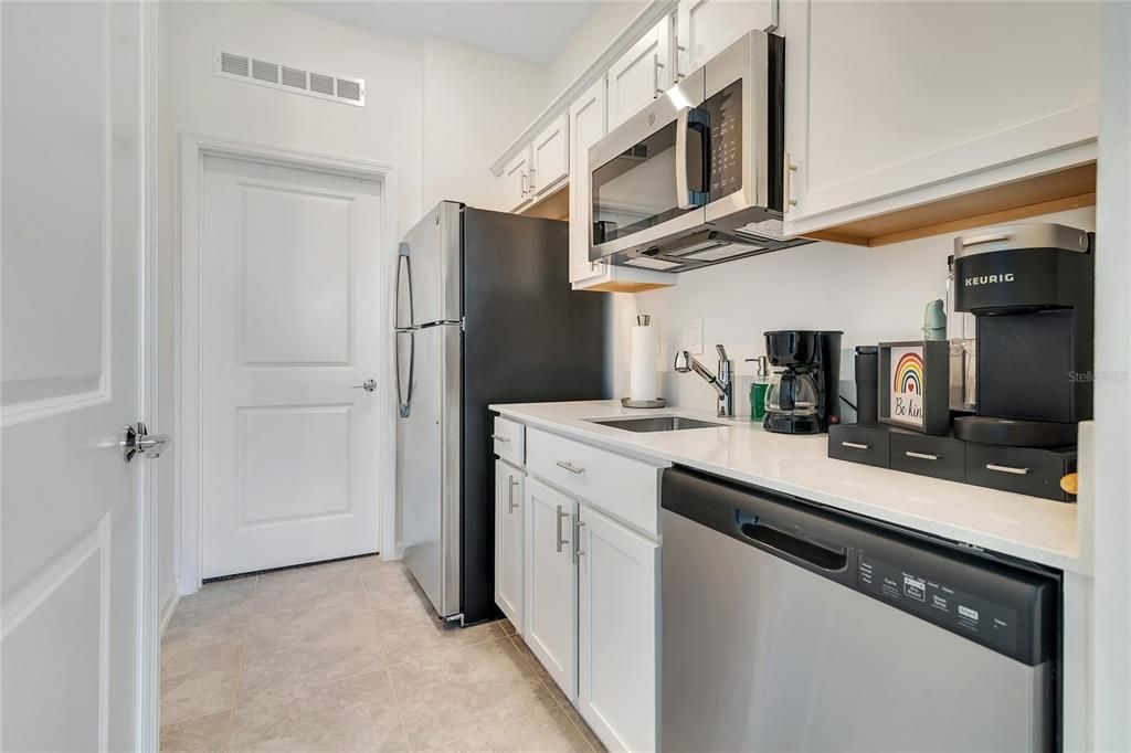 Active With Contract: $495,000 (4 beds, 3 baths, 2109 Square Feet)