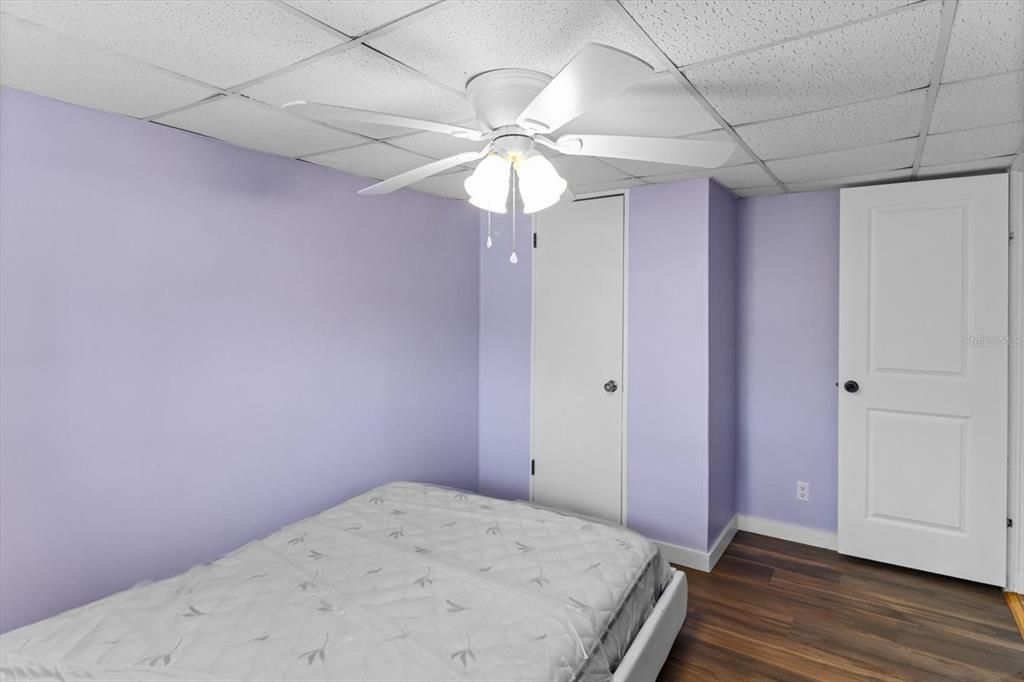 For Sale: $195,000 (3 beds, 2 baths, 1352 Square Feet)