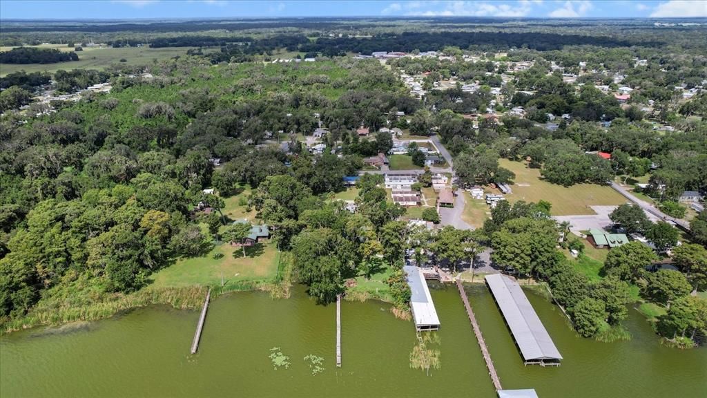 For Sale: $195,000 (3 beds, 2 baths, 1352 Square Feet)