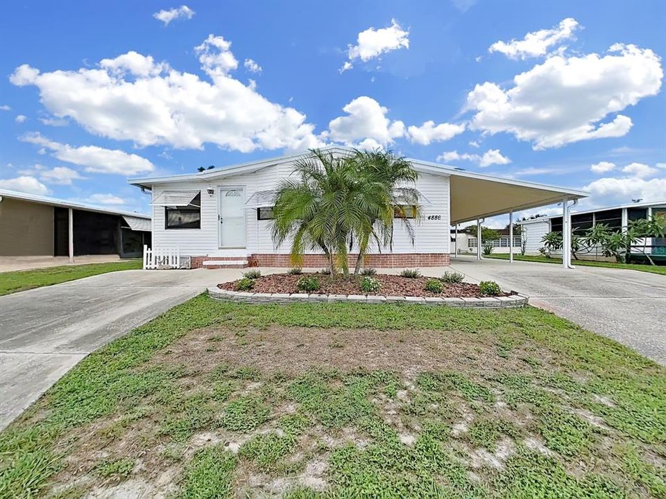 Active With Contract: $189,900 (2 beds, 2 baths, 1680 Square Feet)