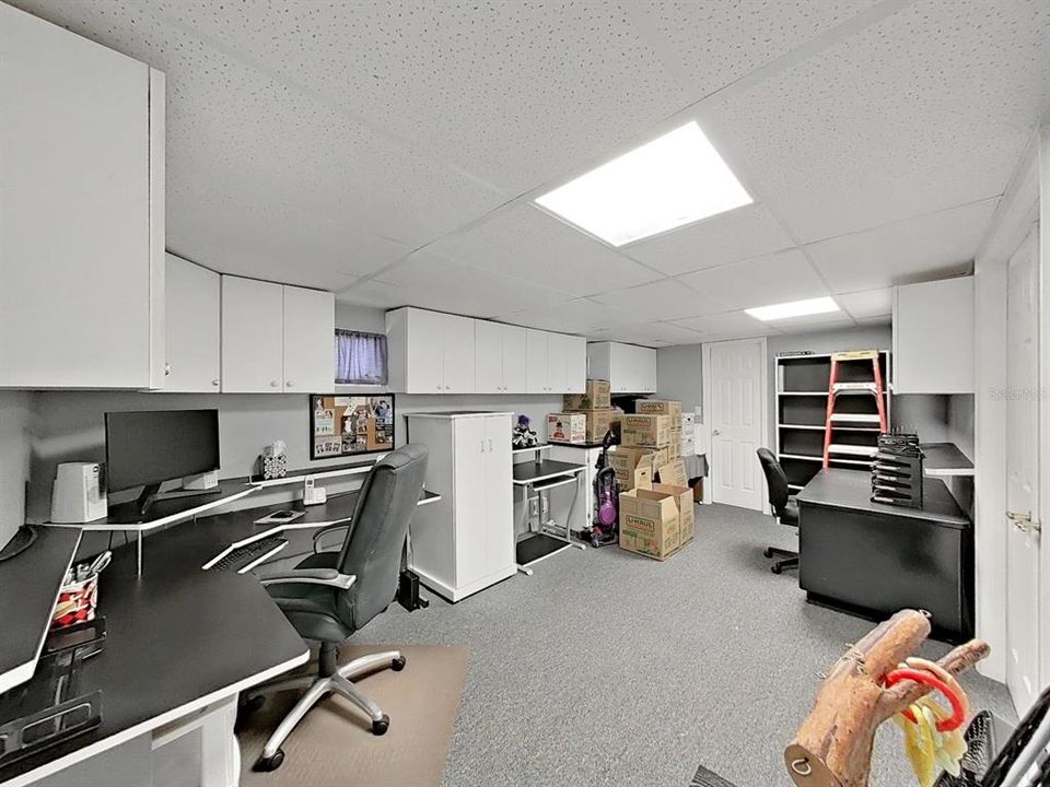 Active With Contract: $189,900 (2 beds, 2 baths, 1680 Square Feet)