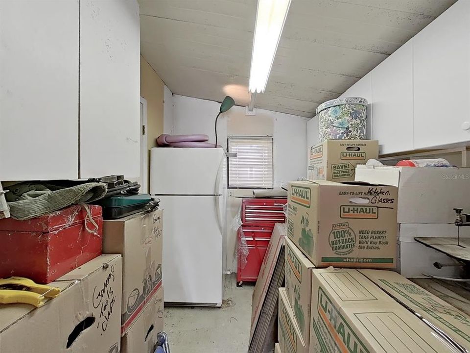 Active With Contract: $189,900 (2 beds, 2 baths, 1680 Square Feet)