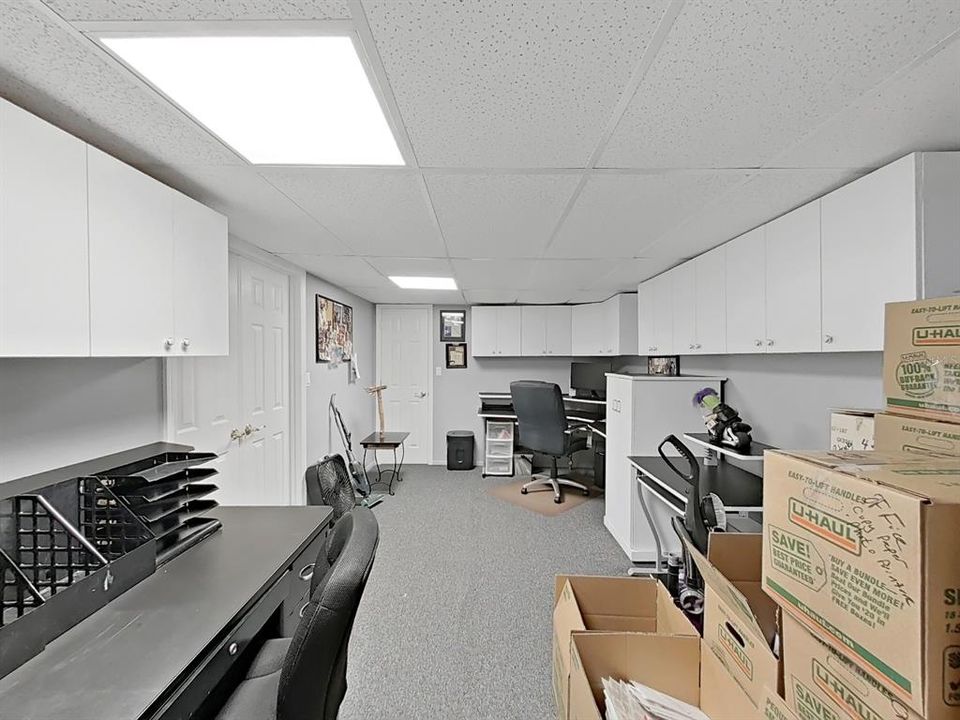 Active With Contract: $189,900 (2 beds, 2 baths, 1680 Square Feet)