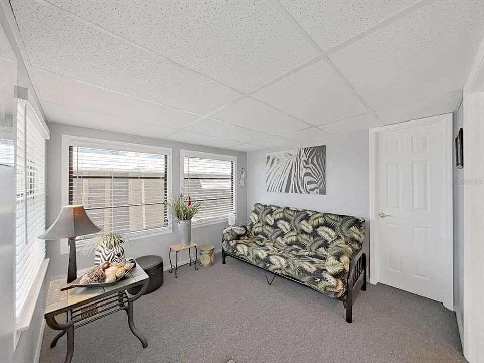 Active With Contract: $189,900 (2 beds, 2 baths, 1680 Square Feet)