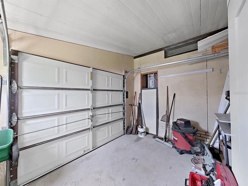 Active With Contract: $189,900 (2 beds, 2 baths, 1680 Square Feet)