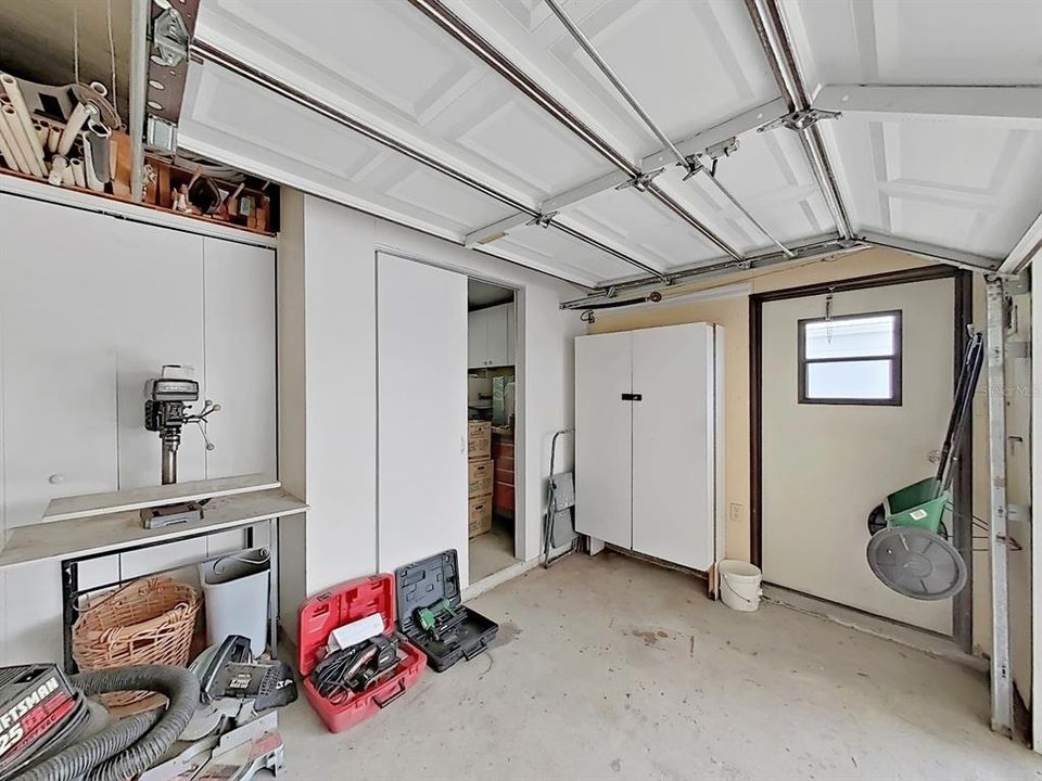 Active With Contract: $189,900 (2 beds, 2 baths, 1680 Square Feet)