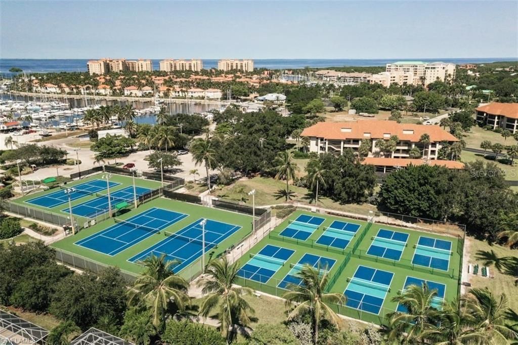 For Rent: $4,200 (2 beds, 2 baths, 1365 Square Feet)