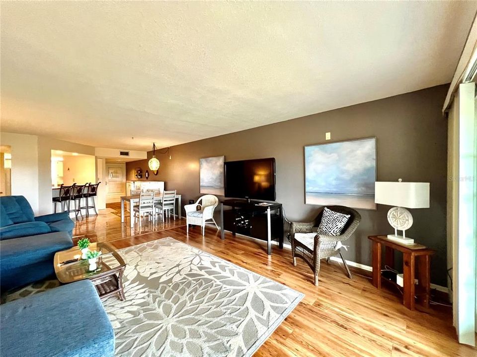 For Rent: $4,200 (2 beds, 2 baths, 1365 Square Feet)