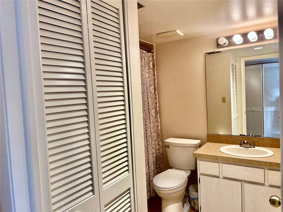 For Rent: $4,200 (2 beds, 2 baths, 1365 Square Feet)