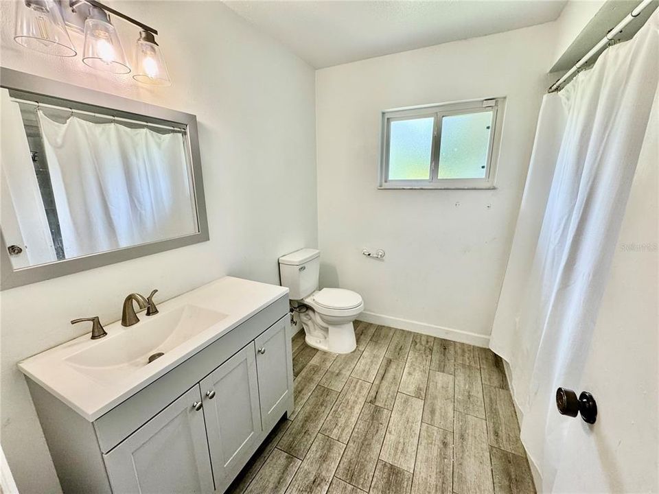 En Venta: $649,900 (3 camas, 3 baños, 1967 Pies cuadrados)