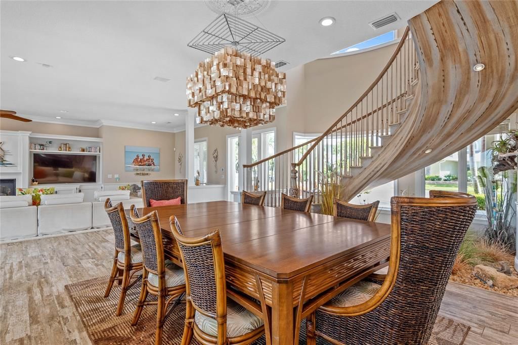 待售: $4,950,000 (5 贝兹, 5 浴室, 4168 平方英尺)