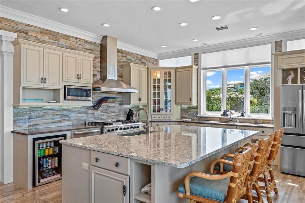 待售: $4,950,000 (5 贝兹, 5 浴室, 4168 平方英尺)