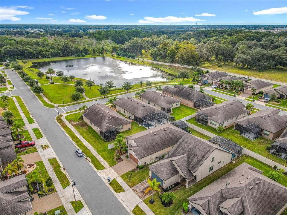 For Sale: $420,000 (3 beds, 3 baths, 2004 Square Feet)