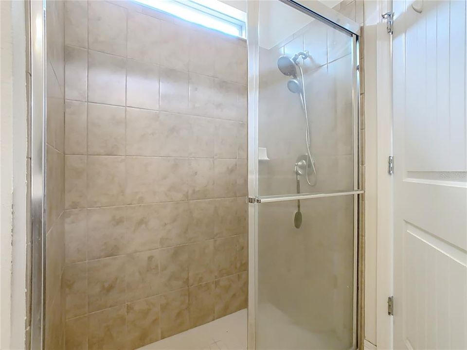 For Sale: $420,000 (3 beds, 3 baths, 2004 Square Feet)