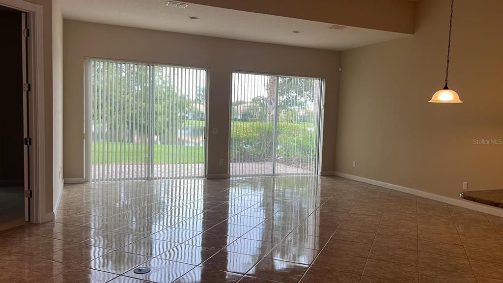 Active With Contract: $3,890 (4 beds, 3 baths, 2717 Square Feet)