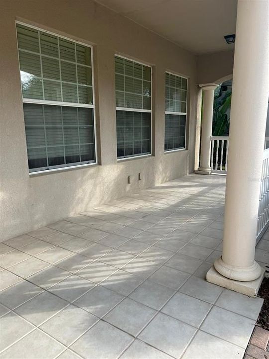 Active With Contract: $3,890 (4 beds, 3 baths, 2717 Square Feet)