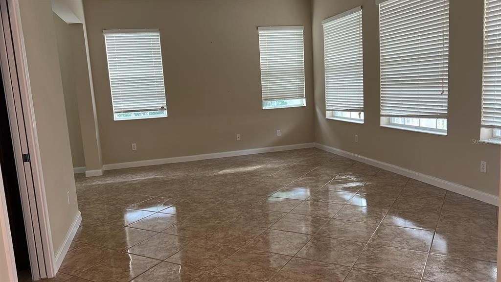 Active With Contract: $3,890 (4 beds, 3 baths, 2717 Square Feet)