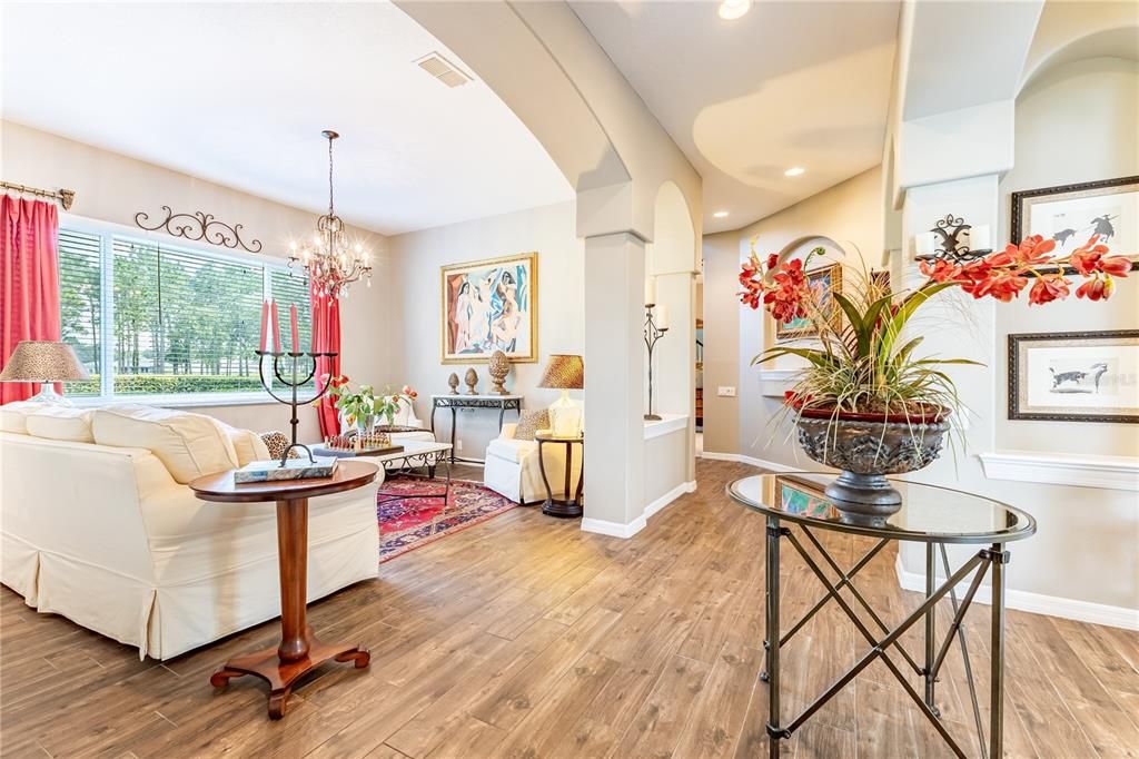 На продажу: $670,000 (3 спален, 3 ванн, 3560 Квадратных фут)