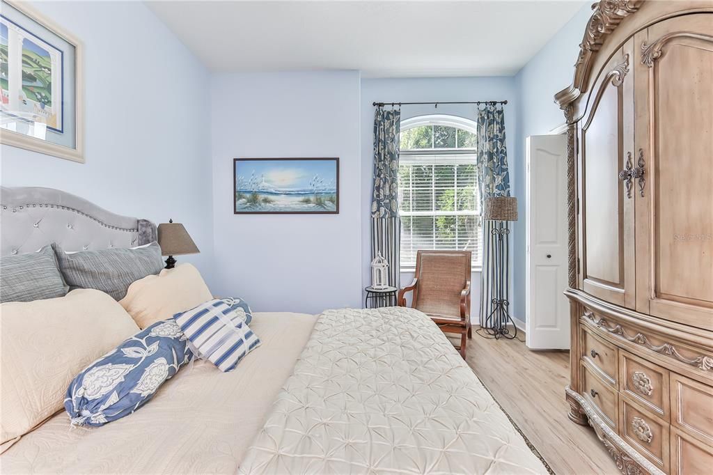 На продажу: $670,000 (3 спален, 3 ванн, 3560 Квадратных фут)