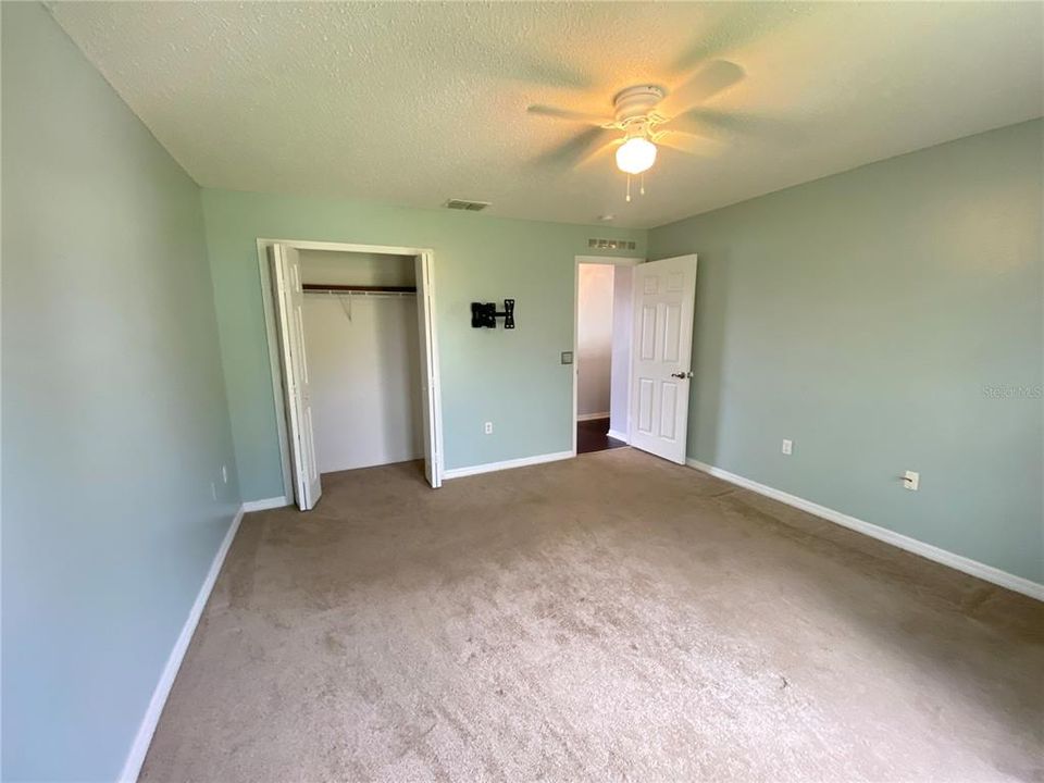 出租: $2,750 (4 贝兹, 2 浴室, 3072 平方英尺)