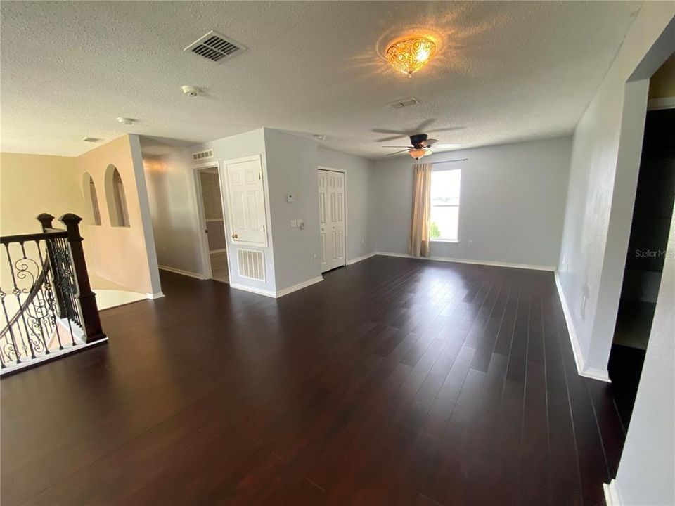 出租: $2,750 (4 贝兹, 2 浴室, 3072 平方英尺)