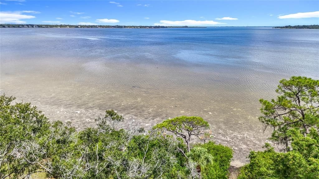 合同活跃: $800,000 (4 贝兹, 2 浴室, 1860 平方英尺)