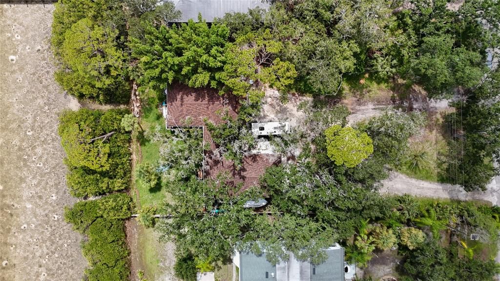 合同活跃: $800,000 (4 贝兹, 2 浴室, 1860 平方英尺)