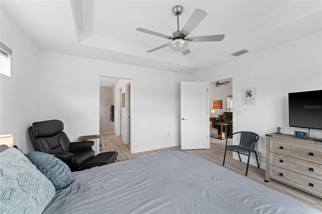 На продажу: $399,000 (3 спален, 2 ванн, 1499 Квадратных фут)