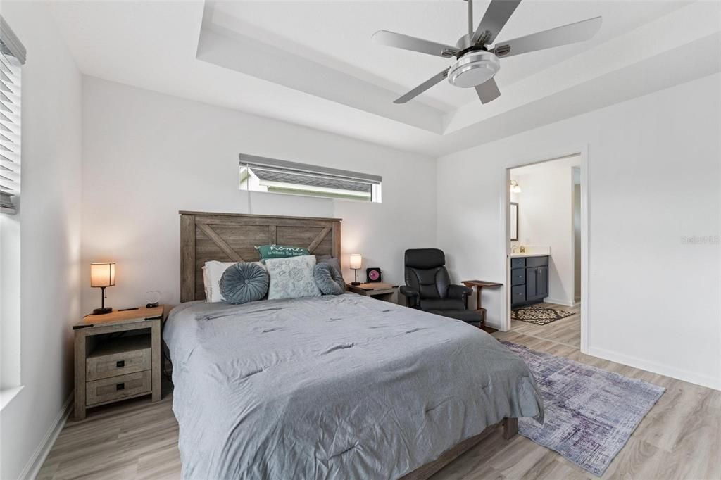 На продажу: $399,000 (3 спален, 2 ванн, 1499 Квадратных фут)