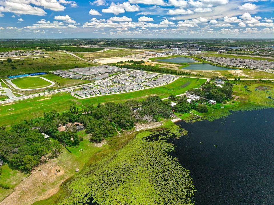 Active With Contract: $510,000 (2 beds, 1 baths, 1008 Square Feet)