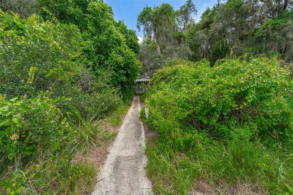 Active With Contract: $510,000 (2 beds, 1 baths, 1008 Square Feet)