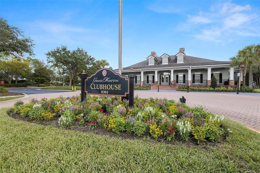 合同活跃: $650,000 (4 贝兹, 3 浴室, 2918 平方英尺)