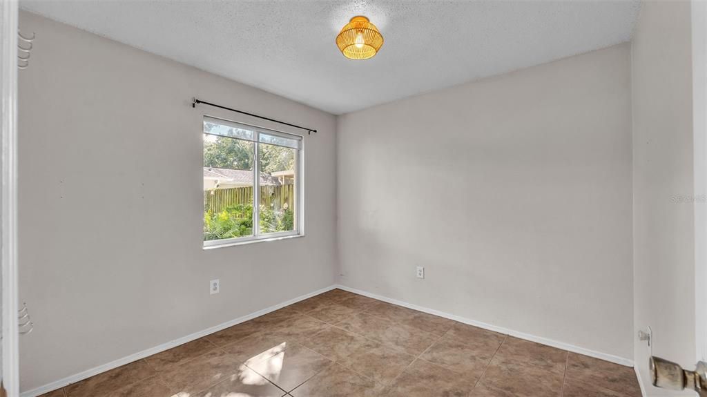 Active With Contract: $269,000 (3 beds, 2 baths, 1142 Square Feet)