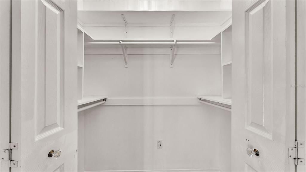 Active With Contract: $269,000 (3 beds, 2 baths, 1142 Square Feet)