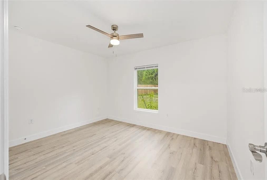 待售: $289,900 (3 贝兹, 2 浴室, 1478 平方英尺)