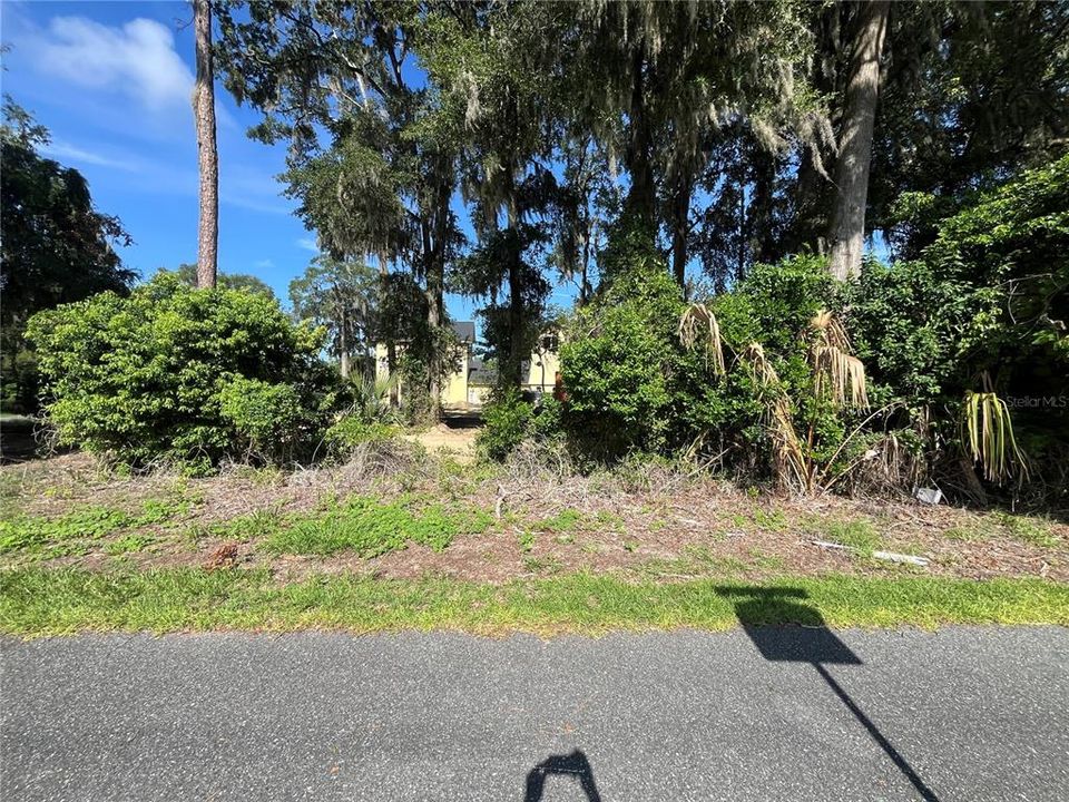 待售: $114,000 (0.13 acres)