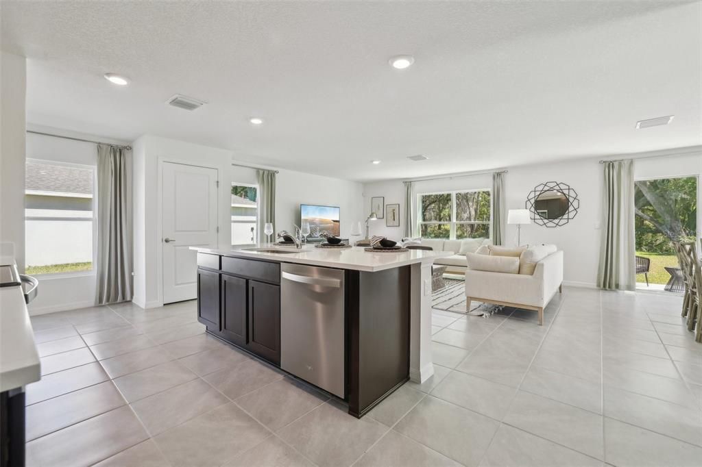 Active With Contract: $329,990 (4 beds, 2 baths, 2260 Square Feet)