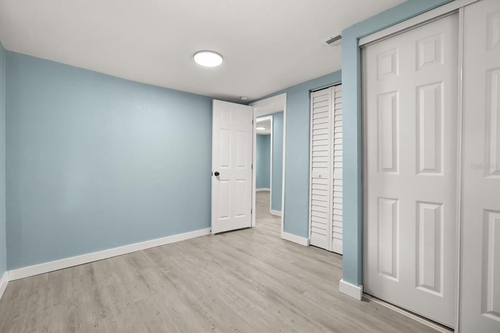 待售: $238,000 (4 贝兹, 2 浴室, 1404 平方英尺)