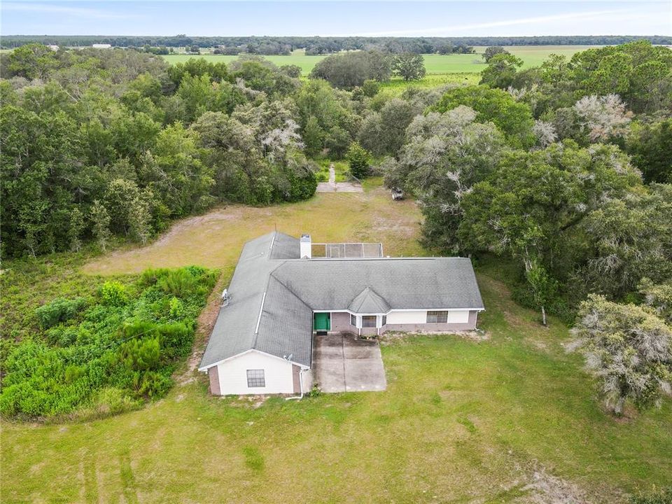 For Sale: $550,000 (3 beds, 2 baths, 2357 Square Feet)